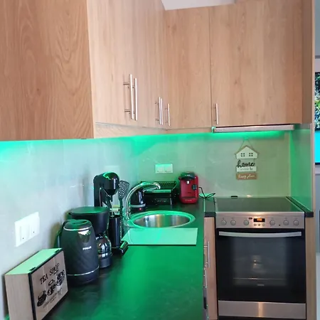 Sweet Apartment *